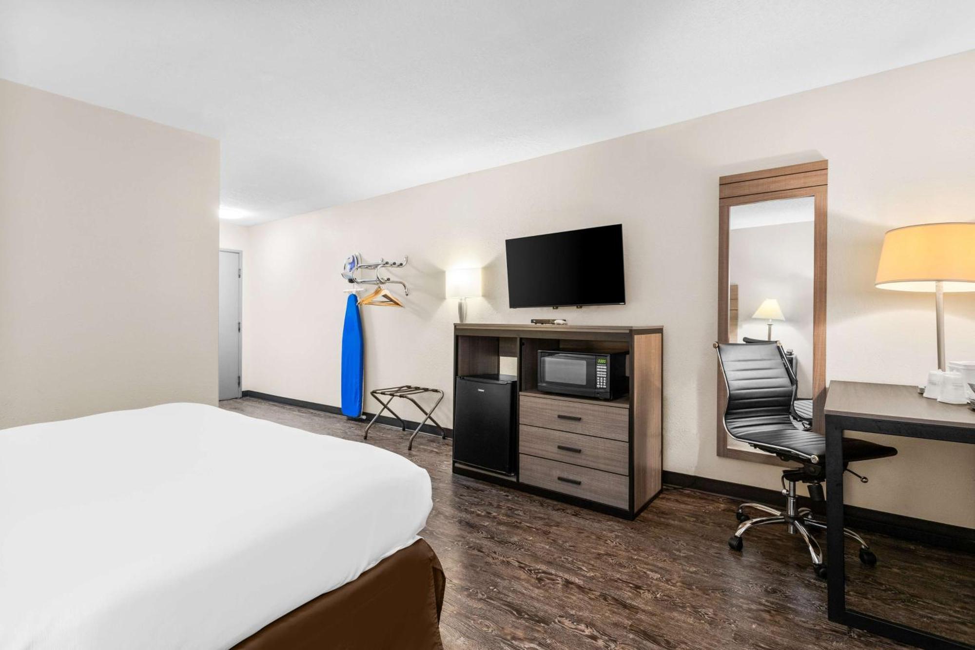 Surestay Hotel By Best Western Albuquerque Midtown Exterior photo